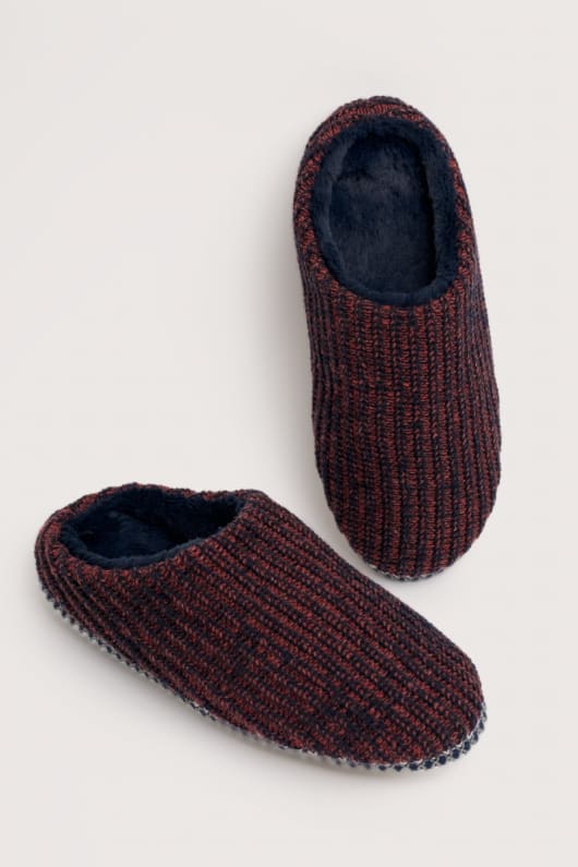 la nuit de la forêt des hommes en tricot pantoufle
