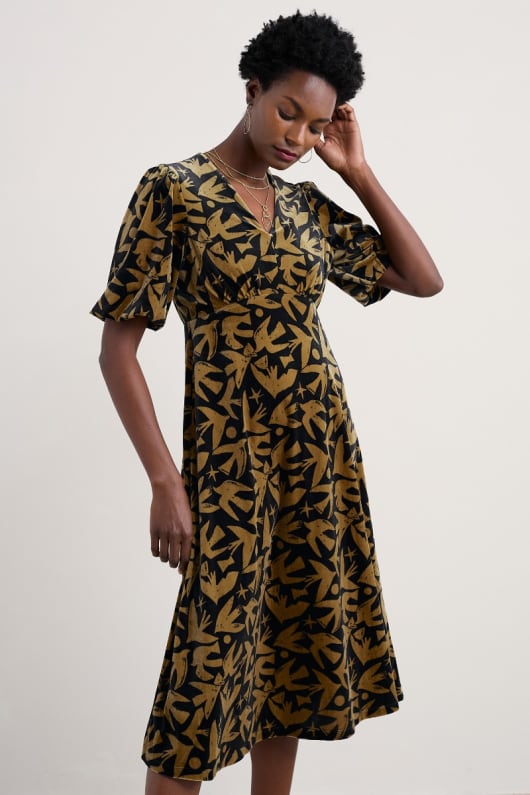 hendra midi robe