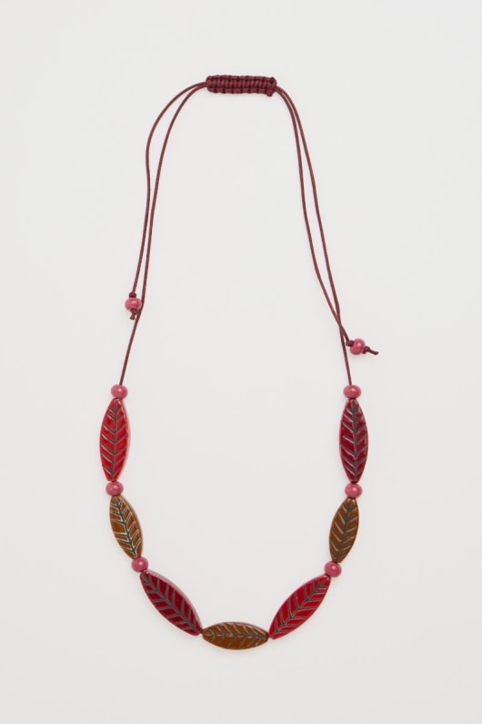 charmeur en céramique feuille collier