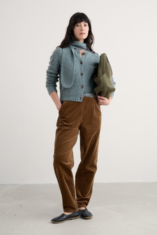 lorpin cardigan avec lÉcharpe de détails