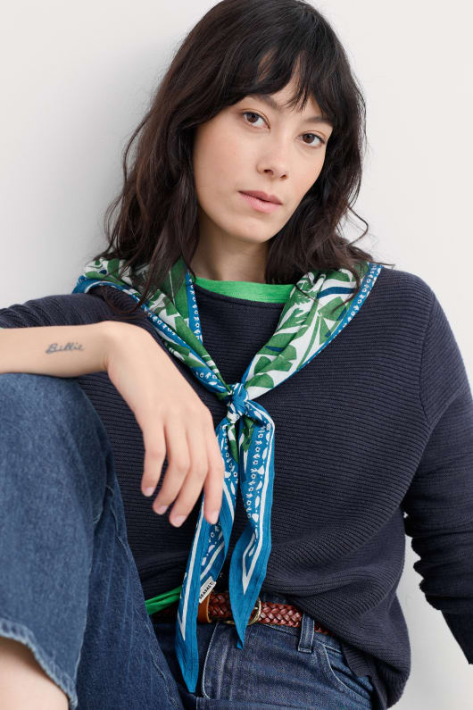 posy triangle foulard