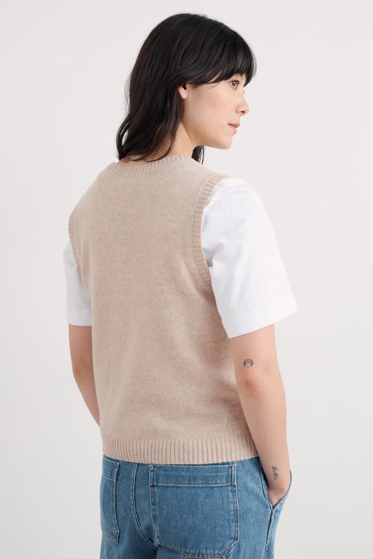est vue gilet tricoté